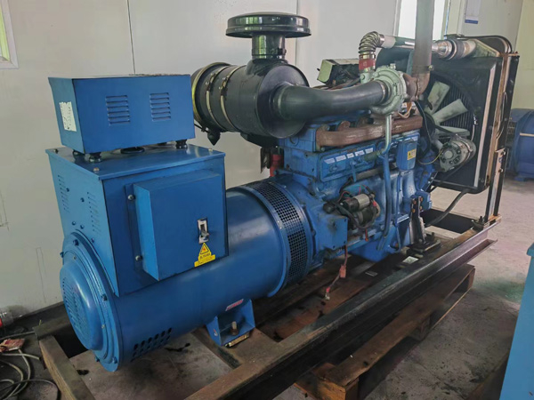 治多100kW柴油发电机组使用多级机油有哪些优缺点？